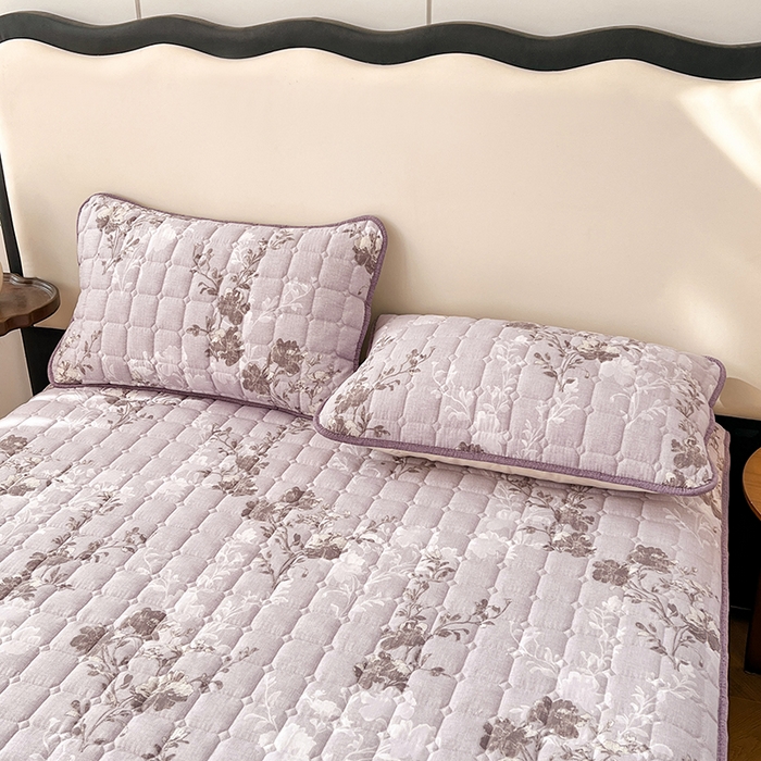 91家纺网 家纺一手货源 找家纺 圣比熊 2026新款原麻夹棉床笠机洗家用防滑透气四季款加厚床罩床垫床单保护套三件套-新款 春风序