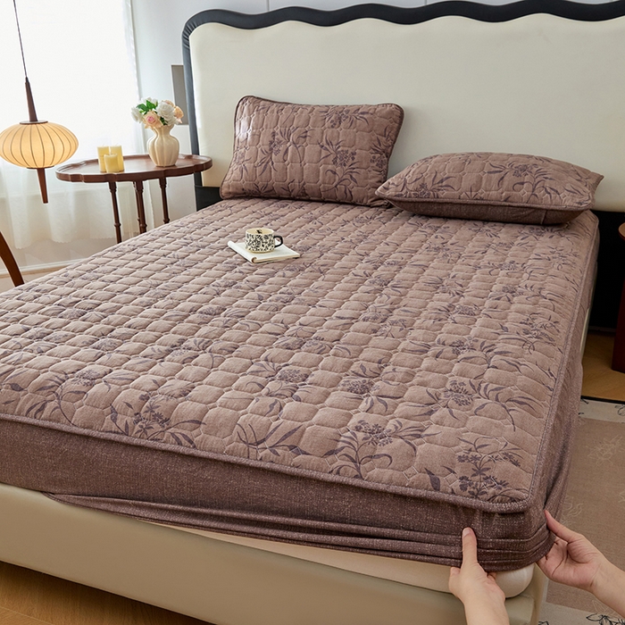 91家纺网 家纺一手货源 找家纺 圣比熊 2026新款原麻夹棉床笠机洗家用防滑透气四季款加厚床罩床垫床单保护套三件套-新款 素锦