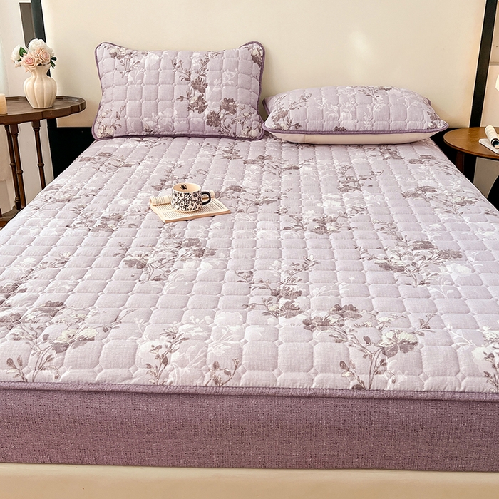 91家纺网 家纺一手货源 找家纺 圣比熊 2026新款原麻夹棉床笠机洗家用防滑透气四季款加厚床罩床垫床单保护套三件套-新款 春风序