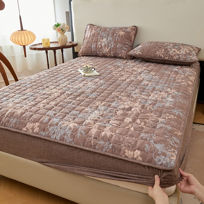 91家纺网 家纺一手货源 找家纺 圣比熊 2026新款原麻夹棉床笠机洗家用防滑透气四季款加厚床罩床垫床单保护套三件套-新款 金枝玉叶