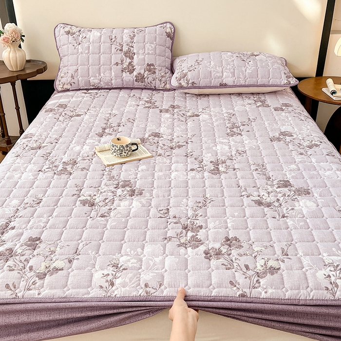 91家纺网 家纺一手货源 找家纺 圣比熊 2026新款原麻夹棉床笠机洗家用防滑透气四季款加厚床罩床垫床单保护套三件套-新款 春风序