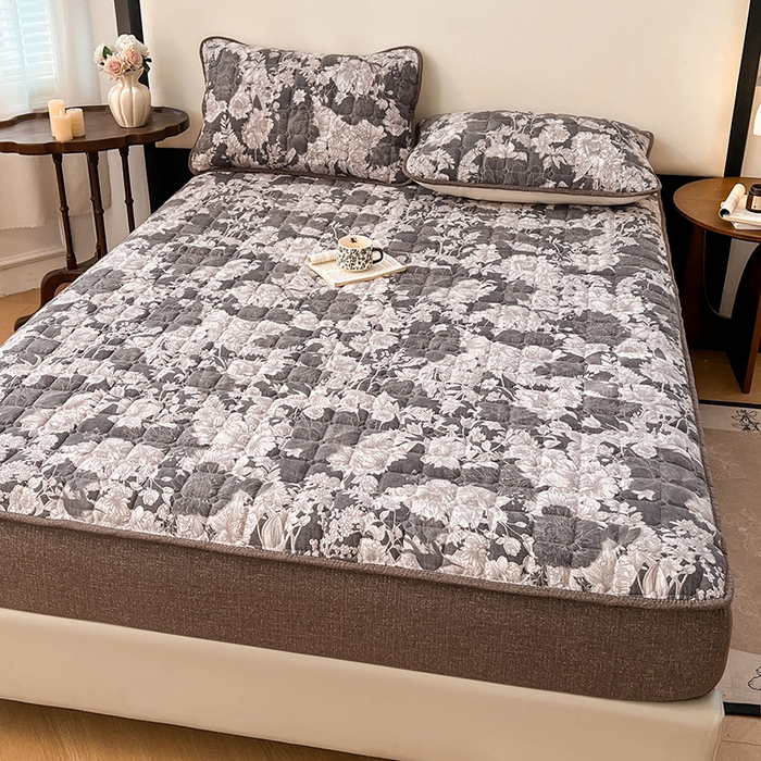 91家纺网 家纺一手货源 找家纺 圣比熊 2026新款原麻夹棉床笠机洗家用防滑透气四季款加厚床罩床垫床单保护套三件套-新款 浮绘花影-白