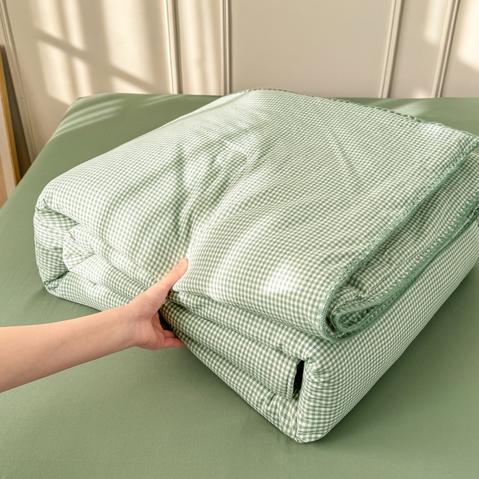 91家纺网 家纺一手货源 找家纺 鸣升家纺 2026新款全棉色织水洗棉贝壳边棉花空调被夏凉被夏被四件套 果绿