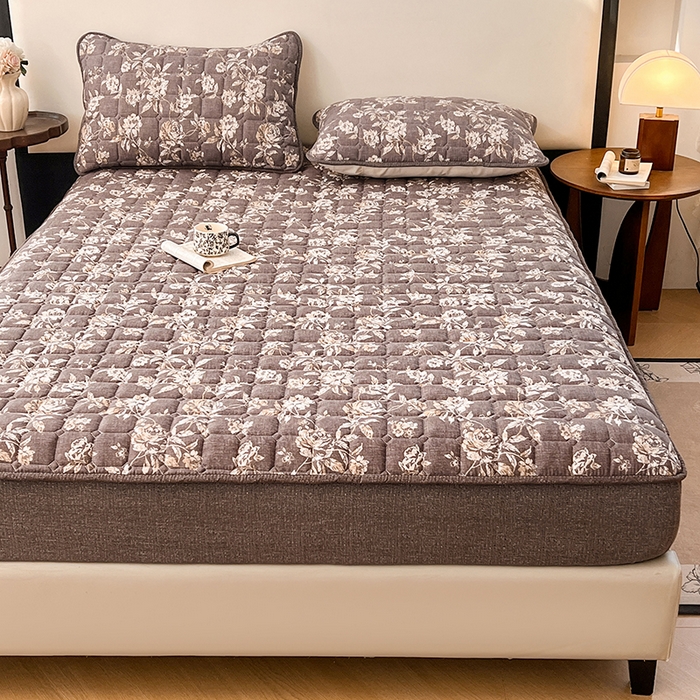 91家纺网 家纺一手货源 找家纺 圣比熊 2026新款原麻夹棉床笠机洗家用防滑透气四季款加厚床罩床垫床单保护套三件套-新款 秋日