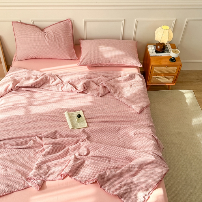 91家纺网 家纺一手货源 找家纺 鸣升家纺 2026新款全棉色织水洗棉贝壳边棉花空调被夏凉被夏被四件套 莎粉