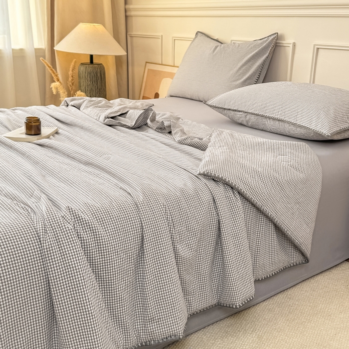 91家纺网 家纺一手货源 找家纺 鸣升家纺 2026新款全棉色织水洗棉贝壳边棉花空调被夏凉被夏被四件套 月光灰