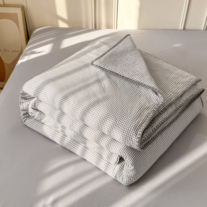 91家纺网 家纺一手货源 找家纺 鸣升家纺 2026新款全棉色织水洗棉贝壳边棉花空调被夏凉被夏被四件套 月光灰