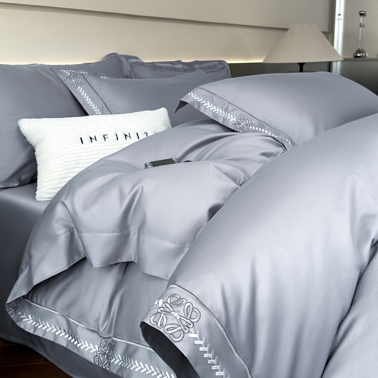 91家纺网 家纺一手货源 找家纺 （总）置顶家纺 2026春夏新款多伦多系列亲肤刺绣拼角四件套