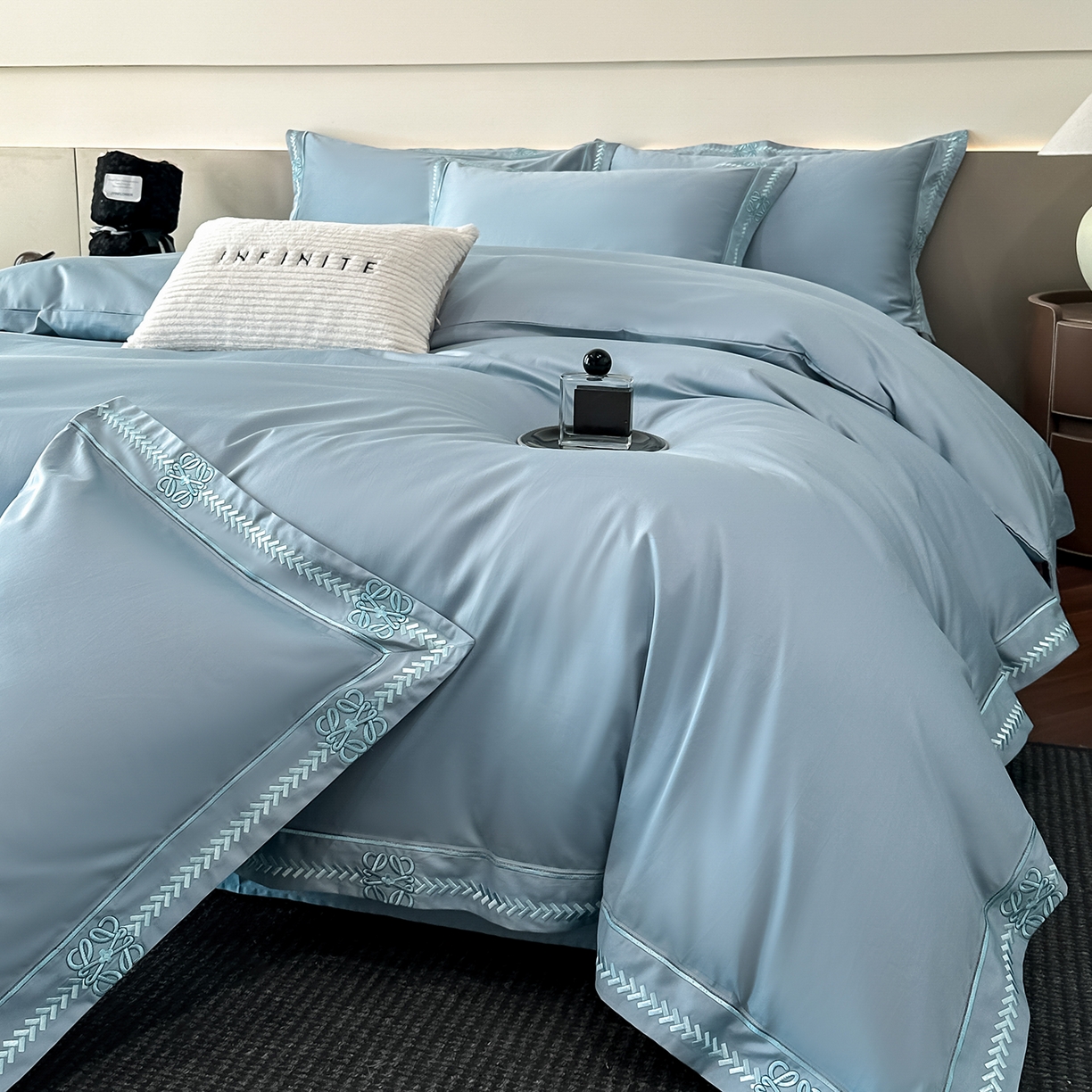 91家纺网 家纺一手货源 找家纺 （总）置顶家纺 2026春夏新款多伦多系列亲肤刺绣拼角四件套