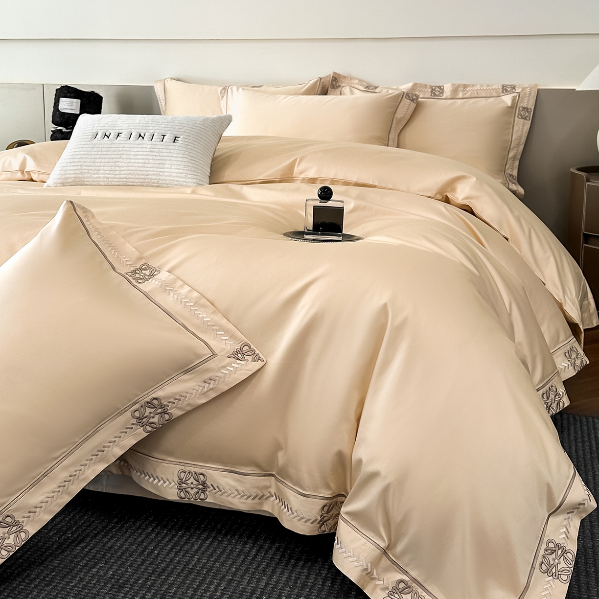 置顶家纺 2026春夏新款多伦多系列亲肤刺绣拼角四件套 多伦多-浅香槟