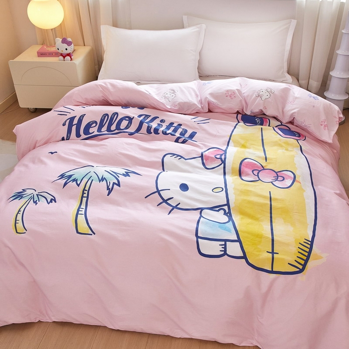 91家纺网 家纺一手货源 找家纺 蘭菲家纺 2026新款全棉三丽欧印花卡通单品被套 夏日快乐