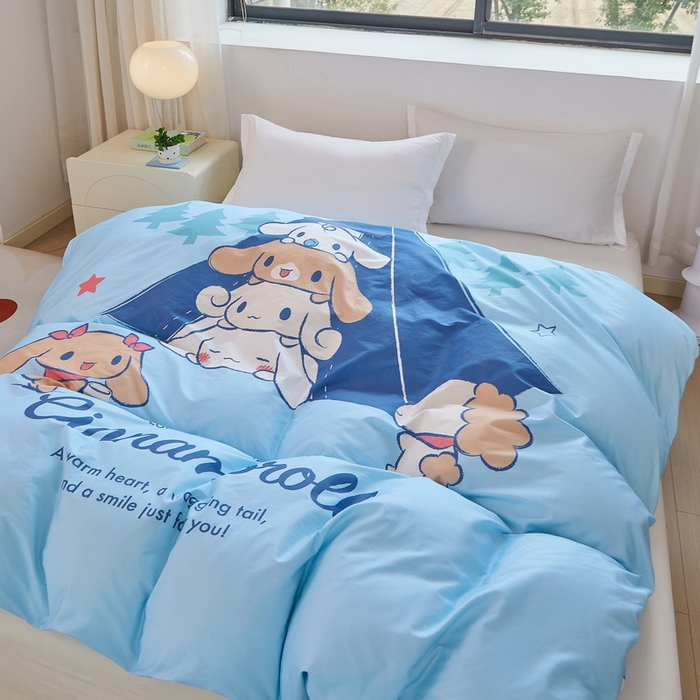 91家纺网 家纺一手货源 找家纺 蘭菲家纺 2026新款全棉三丽欧印花卡通单品被套 露营快乐