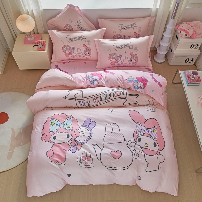 91家纺网 家纺一手货源 找家纺 蘭菲家纺 2026新款全棉三丽欧印花卡通四件套 必爱乐奶茶