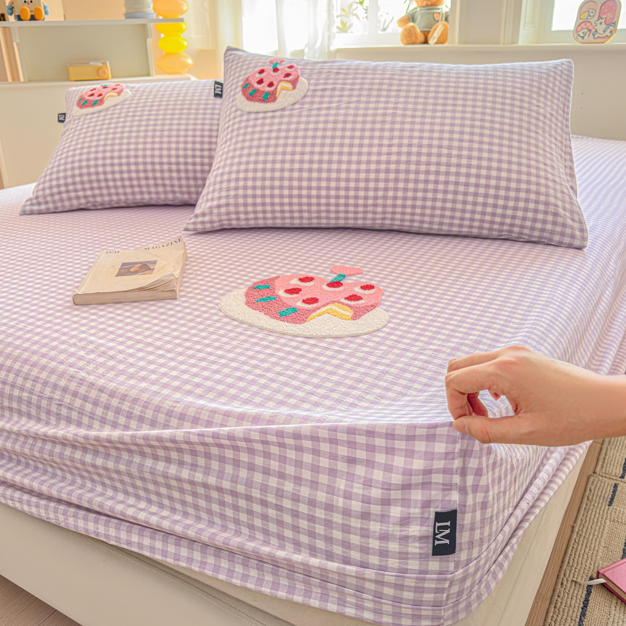 91家纺网 家纺一手货源 找家纺 乐美家纺 2026新款全棉纯棉水洗棉毛巾绣单品床笠单件床笠 草莓蛋糕