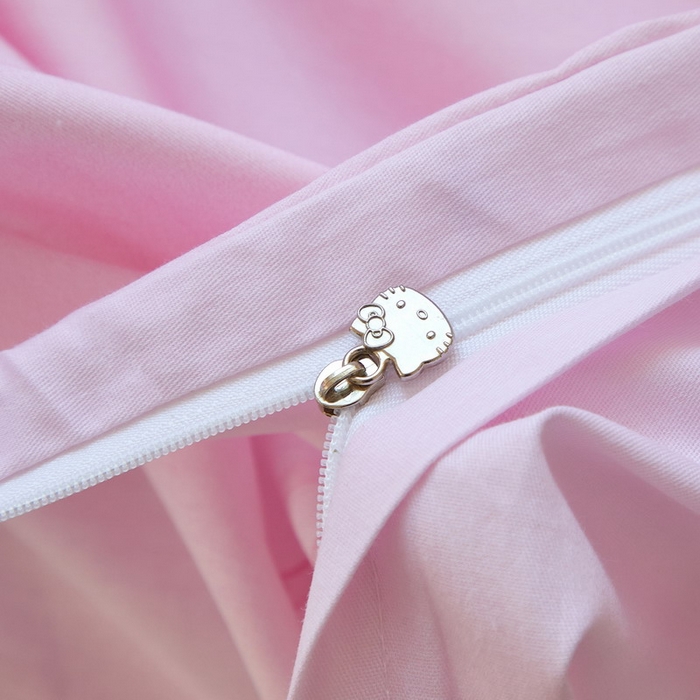 91家纺网 家纺一手货源 找家纺 蘭菲家纺 2026新款全棉三丽欧印花卡通四件套 车站KT