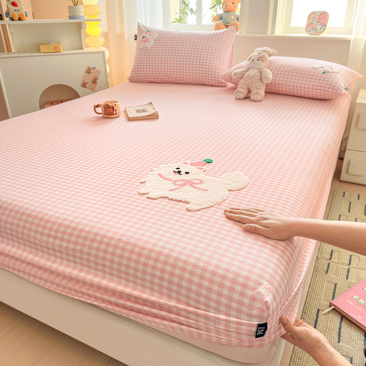 91家纺网 家纺一手货源 找家纺 乐美家纺 2026新款全棉纯棉水洗棉毛巾绣单品床笠单件床笠 小狗凯特