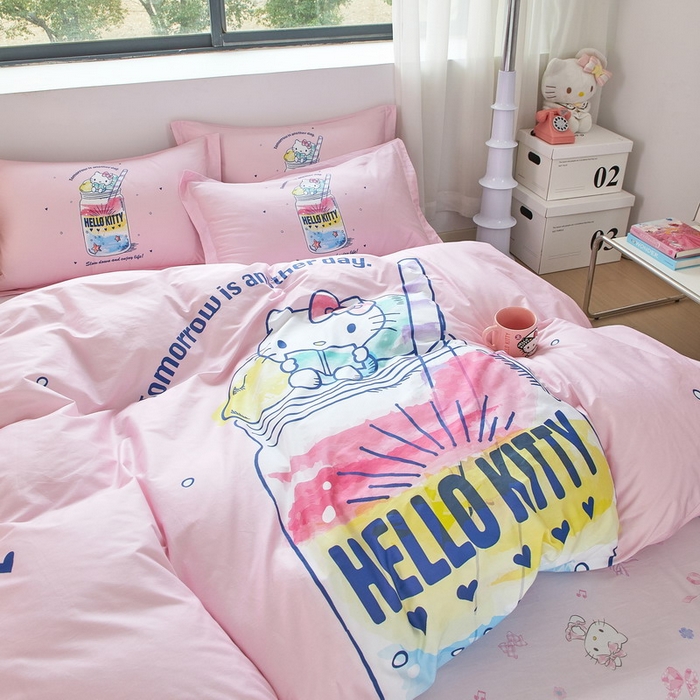 91家纺网 家纺一手货源 找家纺 蘭菲家纺 2026新款全棉三丽欧印花卡通四件套 大杯奶茶KT