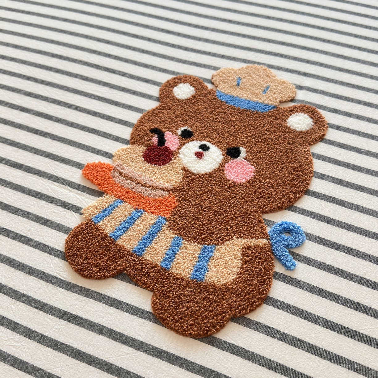 91家纺网 家纺一手货源 找家纺 乐美家纺 2026新款全棉纯棉水洗棉毛巾绣单品床笠单件床笠 舒芙类小熊