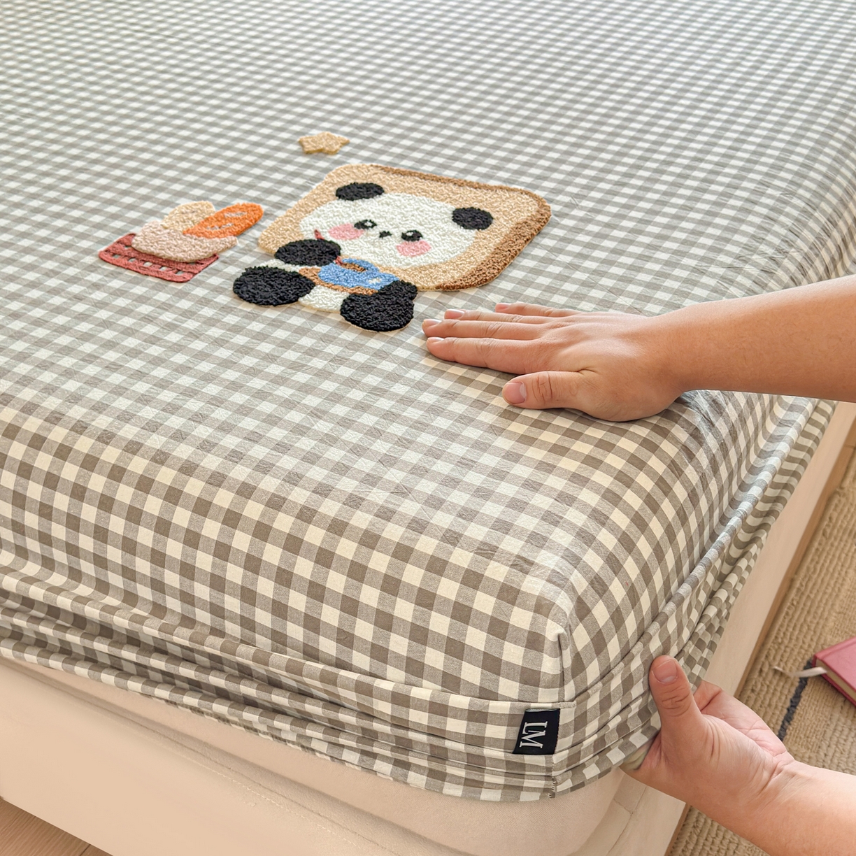 91家纺网 家纺一手货源 找家纺 乐美家纺 2026新款全棉纯棉水洗棉毛巾绣单品床笠单件床笠 吐司熊猫