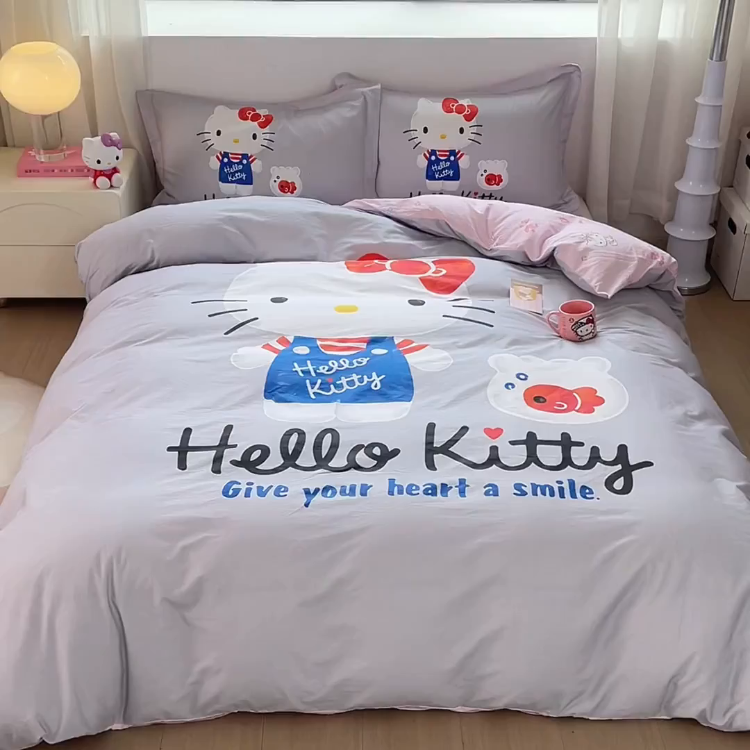 91家纺网 家纺一手货源 找家纺 蘭菲家纺 2026新款全棉三丽欧印花卡通四件套 可爱KT灰