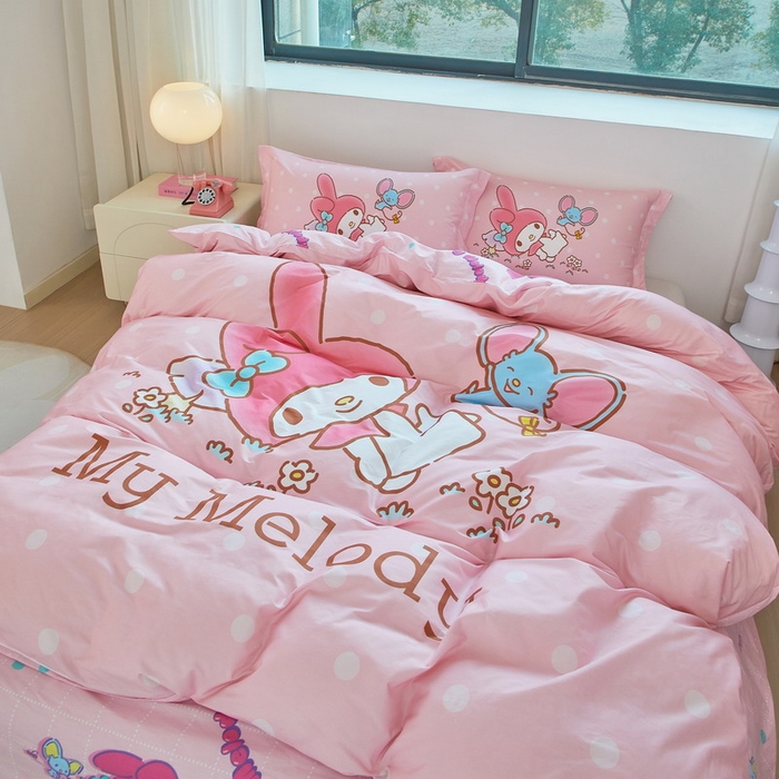 91家纺网 家纺一手货源 找家纺 蘭菲家纺 2026新款全棉三丽欧印花卡通四件套 轻松美乐蒂