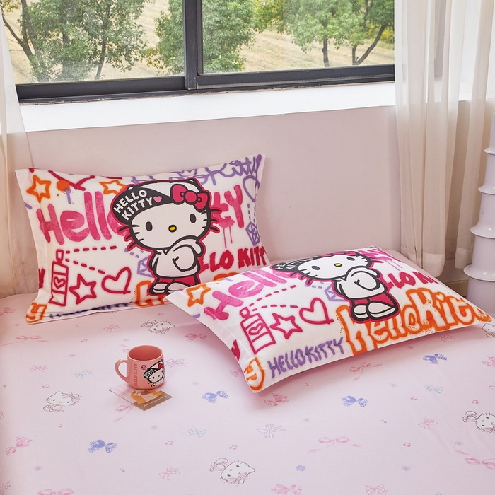 91家纺网 家纺一手货源 找家纺 蘭菲家纺 2026新款全棉三丽欧印花卡通四件套 涂鸦KT