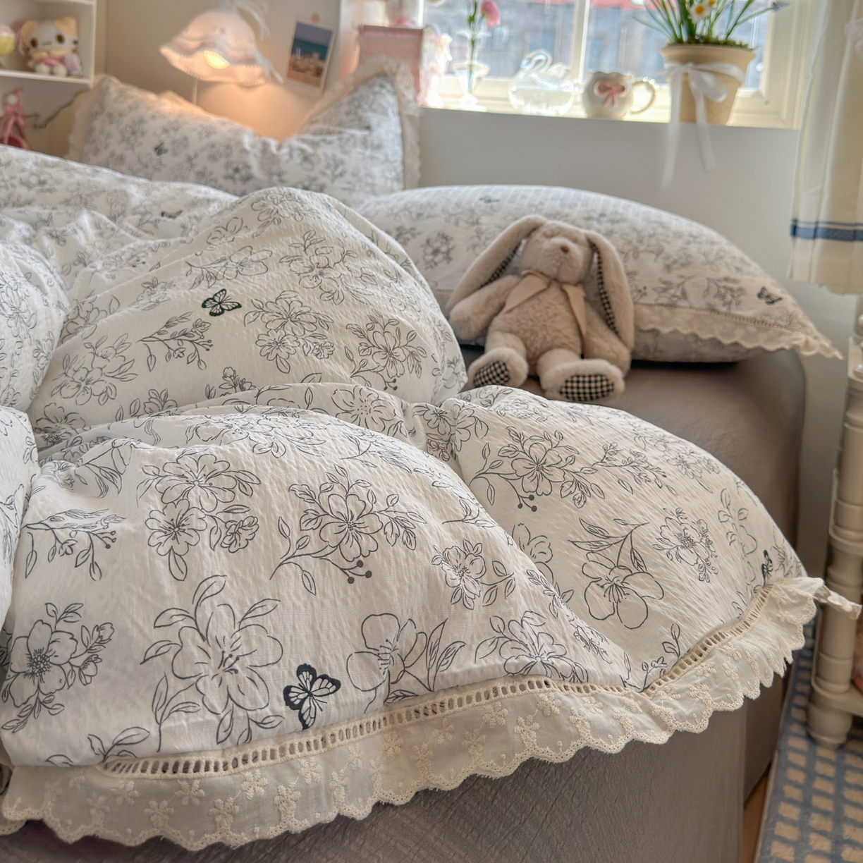 91家纺网 家纺一手货源 找家纺 优卡迪家纺馆 2026新款全棉花边皱皱棉双层纱四件套下载文件包含买家秀 蝶舞