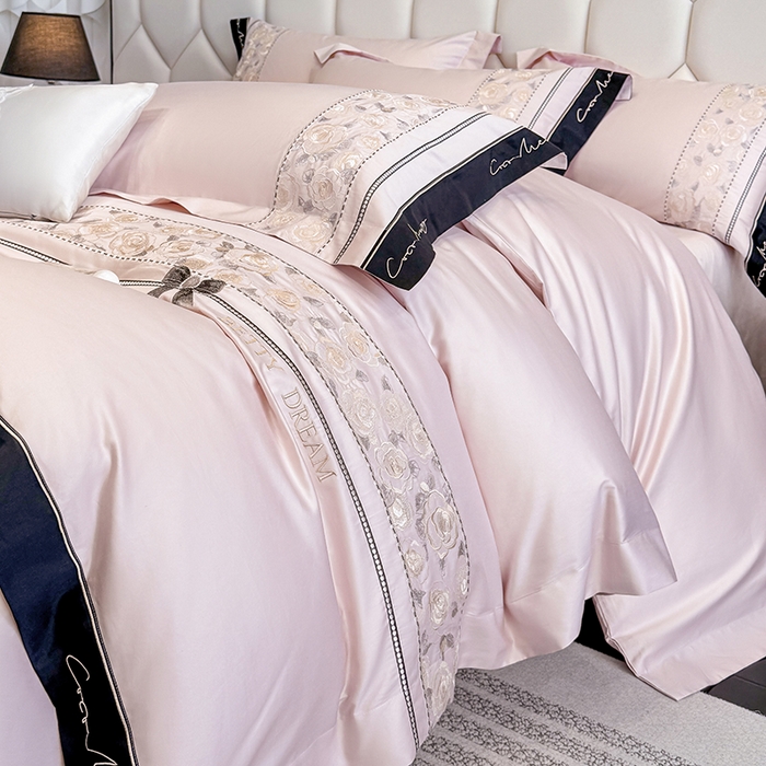 91家纺网 家纺一手货源 找家纺 欣宜家纺 2026春夏新款60支A类新疆长绒棉刺绣全棉四件套纯棉床品套件 玛丽-轻奢粉