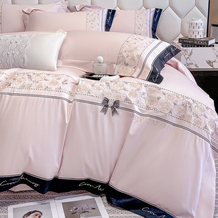 91家纺网 家纺一手货源 找家纺 欣宜家纺 2026春夏新款60支A类新疆长绒棉刺绣全棉四件套纯棉床品套件 玛丽-轻奢粉