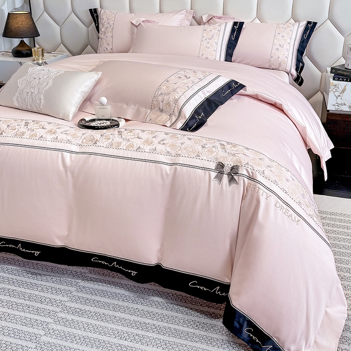 91家纺网 家纺一手货源 找家纺 欣宜家纺 2026春夏新款60支A类新疆长绒棉刺绣全棉四件套纯棉床品套件 玛丽-轻奢粉