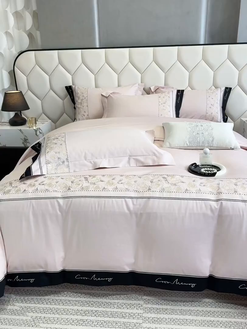 91家纺网 家纺一手货源 找家纺 欣宜家纺 2026春夏新款60支A类新疆长绒棉刺绣全棉四件套纯棉床品套件 玛丽-轻奢粉