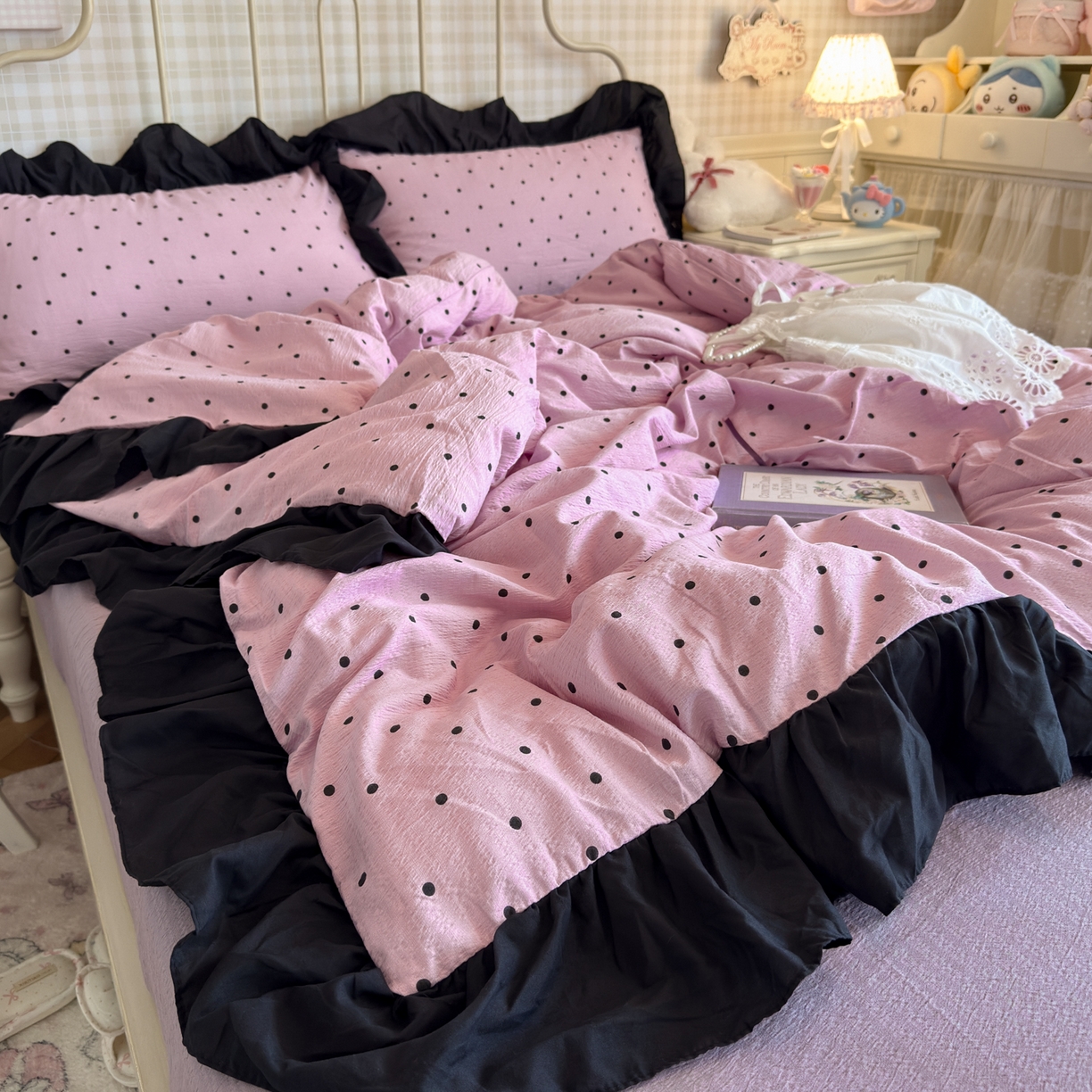 91家纺网 家纺一手货源 找家纺 优卡迪家纺馆 2026新款皱皱棉双层纱黑花边四件套下载文件包含买家秀 波点生活-紫