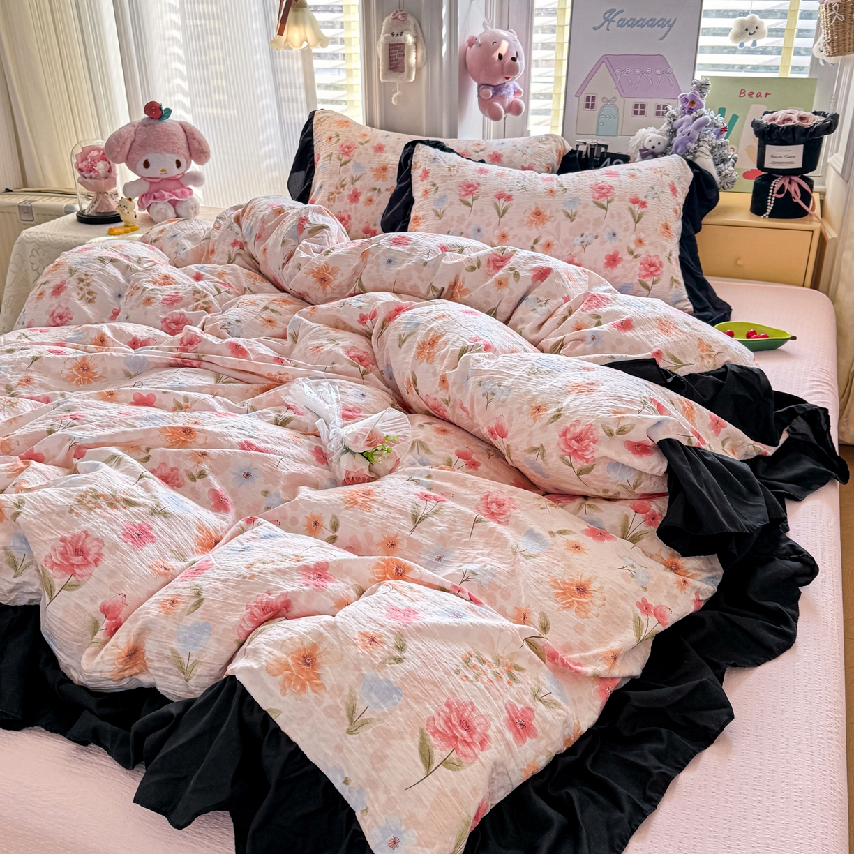 91家纺网 家纺一手货源 找家纺 优卡迪家纺馆 2026新款皱皱棉双层纱黑花边四件套下载文件包含买家秀 温柔蜜语