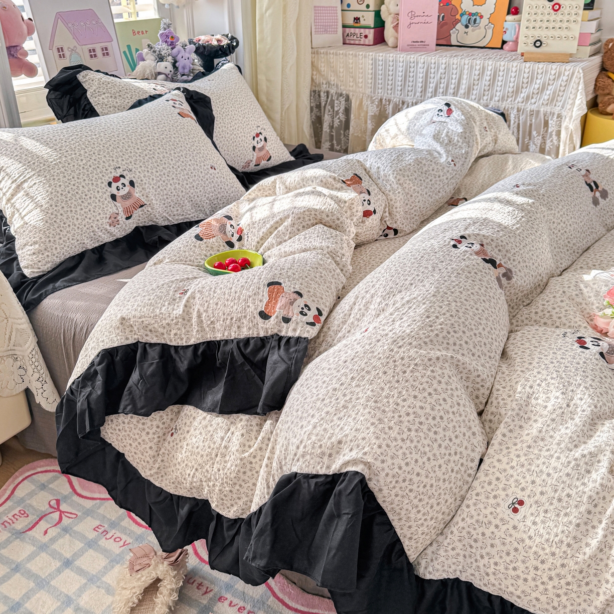 91家纺网 家纺一手货源 找家纺 优卡迪家纺馆 2026新款皱皱棉双层纱黑花边四件套下载文件包含买家秀 静谧时光