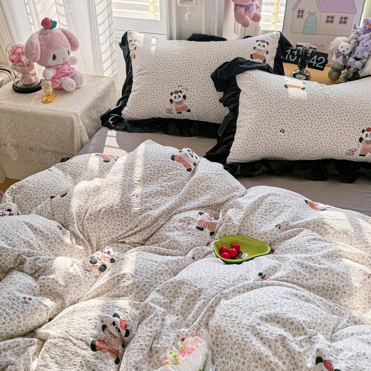 91家纺网 家纺一手货源 找家纺 优卡迪家纺馆 2026新款皱皱棉双层纱黑花边四件套下载文件包含买家秀 静谧时光