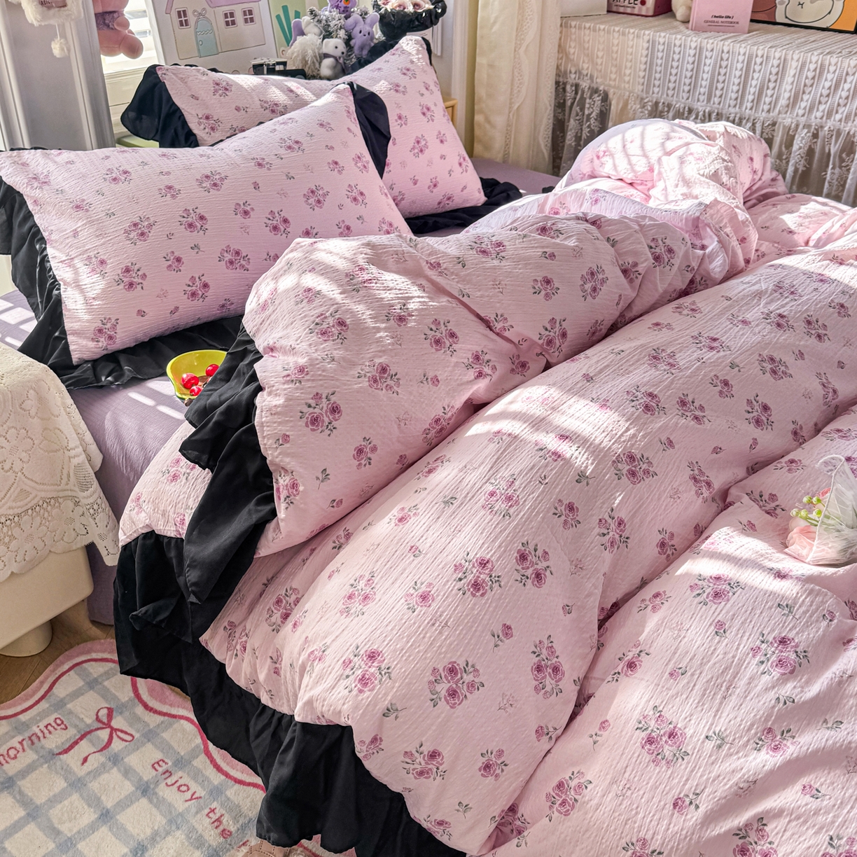 91家纺网 家纺一手货源 找家纺 优卡迪家纺馆 2026新款皱皱棉双层纱黑花边四件套下载文件包含买家秀 午后甜梦