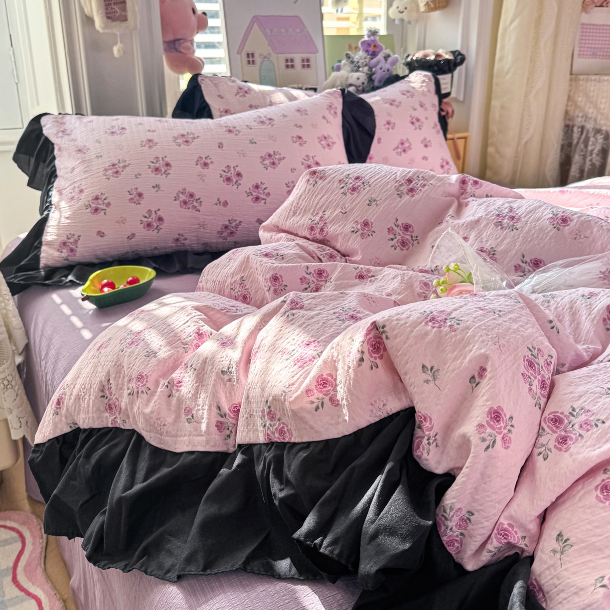 91家纺网 家纺一手货源 找家纺 优卡迪家纺馆 2026新款皱皱棉双层纱黑花边四件套下载文件包含买家秀 午后甜梦