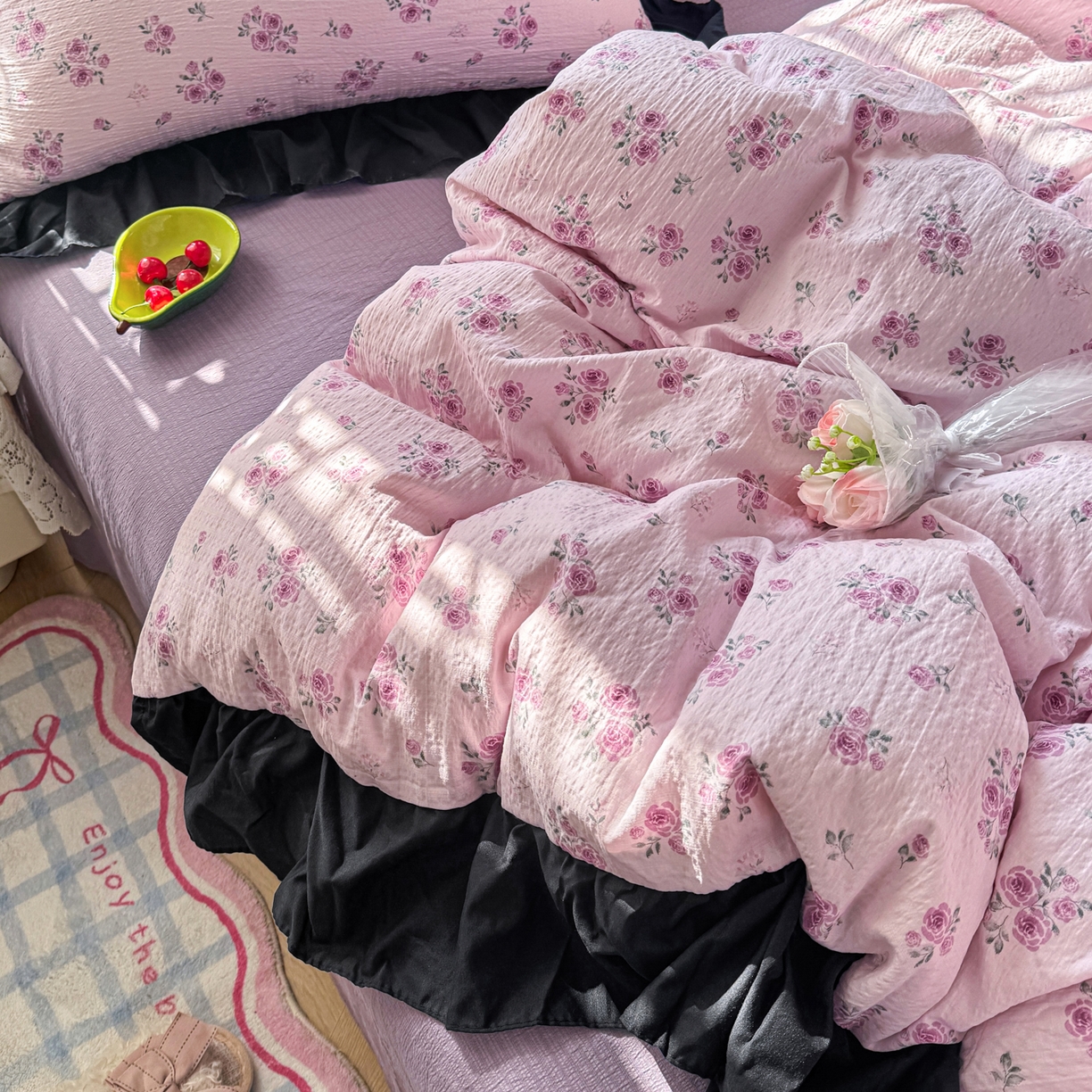 91家纺网 家纺一手货源 找家纺 优卡迪家纺馆 2026新款皱皱棉双层纱黑花边四件套下载文件包含买家秀 午后甜梦