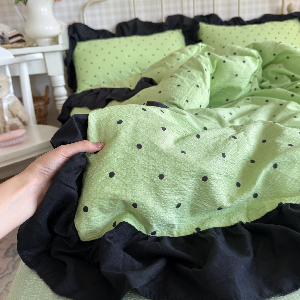91家纺网 家纺一手货源 找家纺 优卡迪家纺馆 2026新款皱皱棉双层纱黑花边四件套下载文件包含买家秀 波点生活-绿