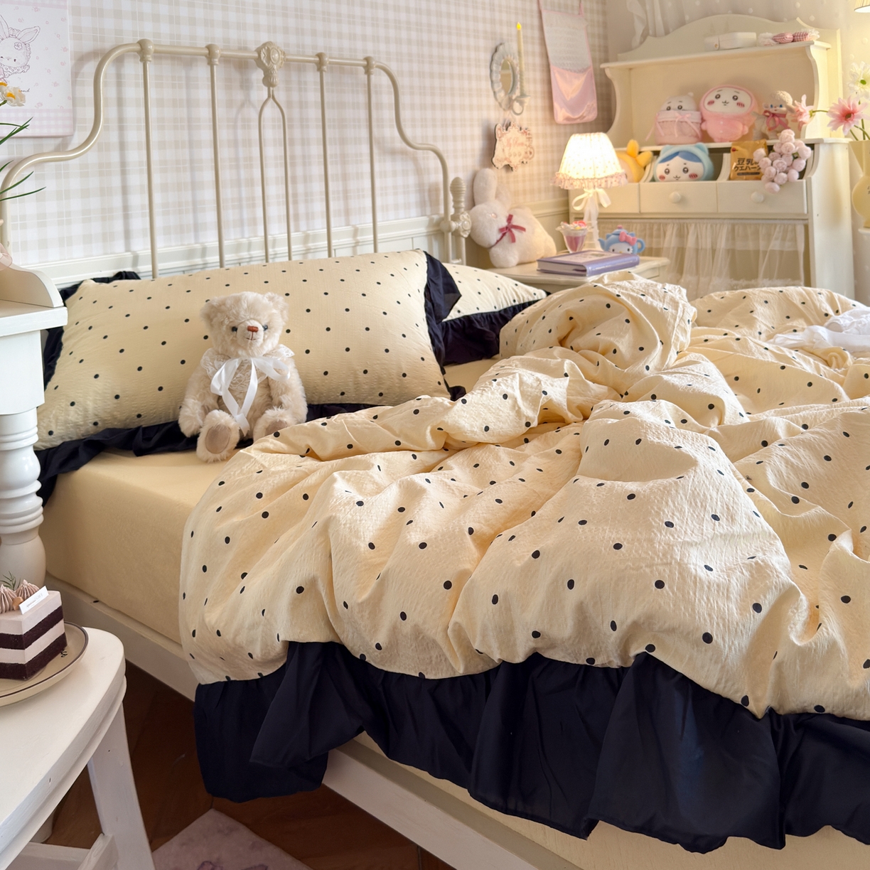 91家纺网 家纺一手货源 找家纺 优卡迪家纺馆 2026新款皱皱棉双层纱黑花边四件套下载文件包含买家秀 波点生活-奶黄