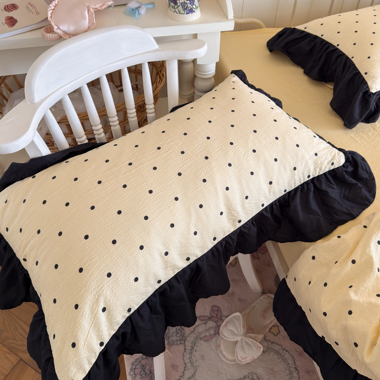 91家纺网 家纺一手货源 找家纺 优卡迪家纺馆 2026新款皱皱棉双层纱黑花边四件套下载文件包含买家秀 波点生活-奶黄