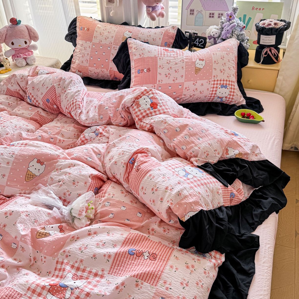 91家纺网 家纺一手货源 找家纺 优卡迪家纺馆 2026新款皱皱棉双层纱黑花边四件套下载文件包含买家秀 花间喵语