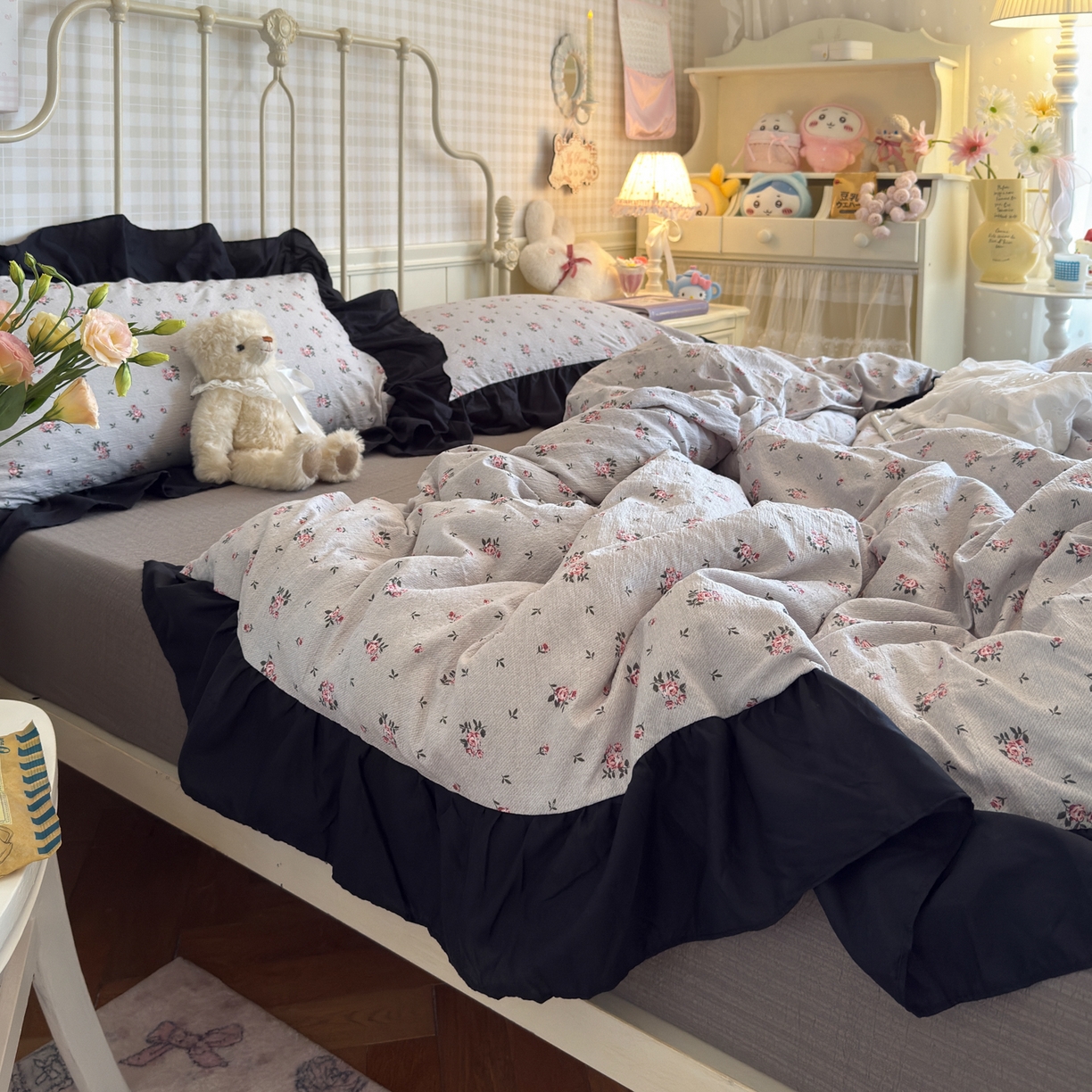 91家纺网 家纺一手货源 找家纺 优卡迪家纺馆 2026新款皱皱棉双层纱黑花边四件套下载文件包含买家秀 花园日记