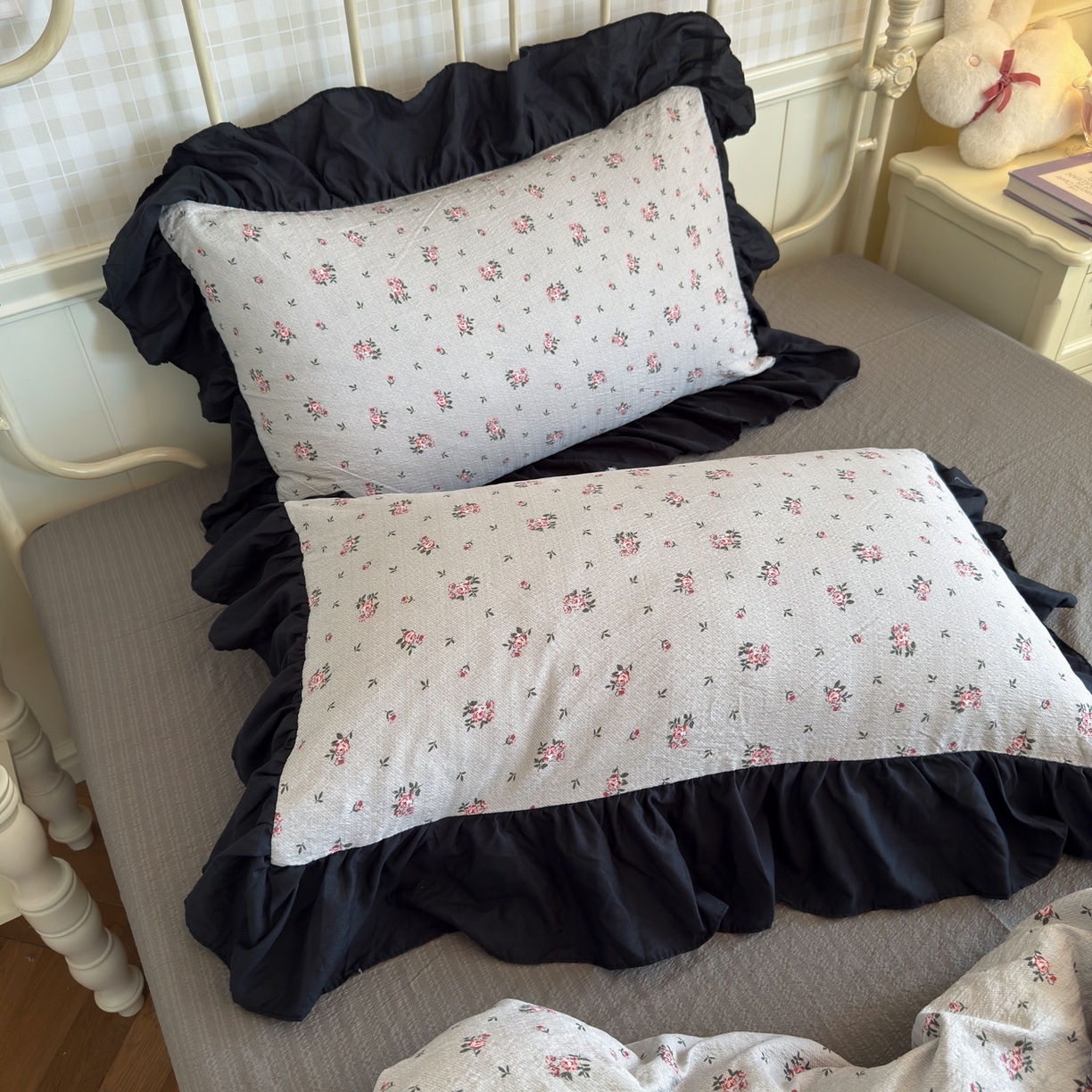 91家纺网 家纺一手货源 找家纺 优卡迪家纺馆 2026新款皱皱棉双层纱黑花边四件套下载文件包含买家秀 花园日记