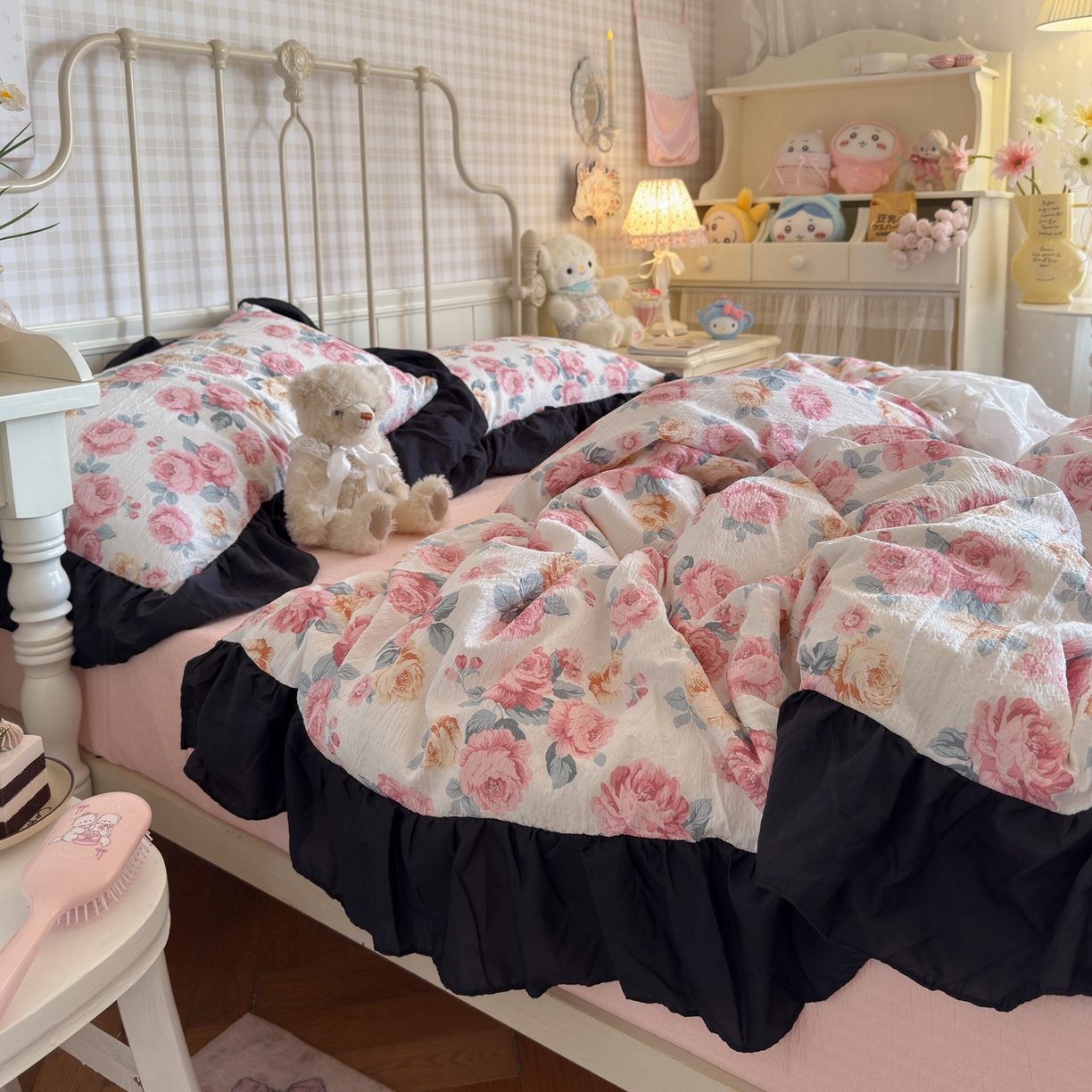 91家纺网 家纺一手货源 找家纺 优卡迪家纺馆 2026新款皱皱棉双层纱黑花边四件套下载文件包含买家秀 满庭芳