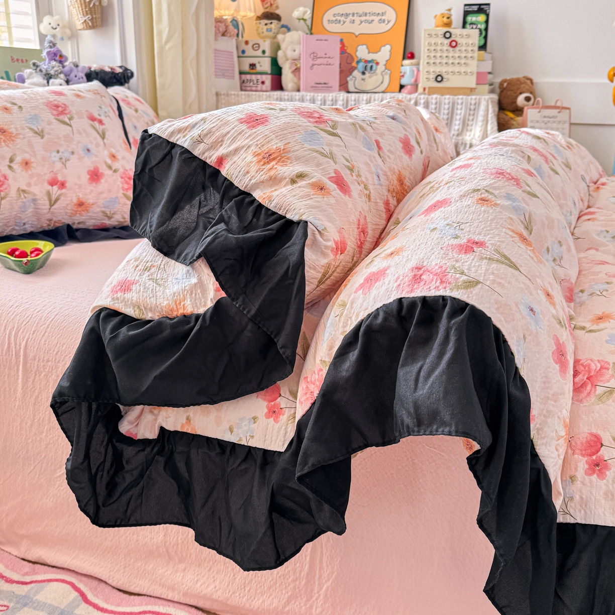 91家纺网 家纺一手货源 找家纺 优卡迪家纺馆 2026新款皱皱棉双层纱黑花边四件套下载文件包含买家秀 温柔蜜语