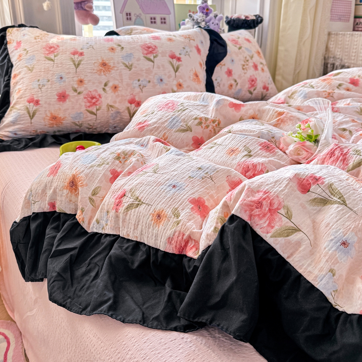 91家纺网 家纺一手货源 找家纺 优卡迪家纺馆 2026新款皱皱棉双层纱黑花边四件套下载文件包含买家秀 温柔蜜语