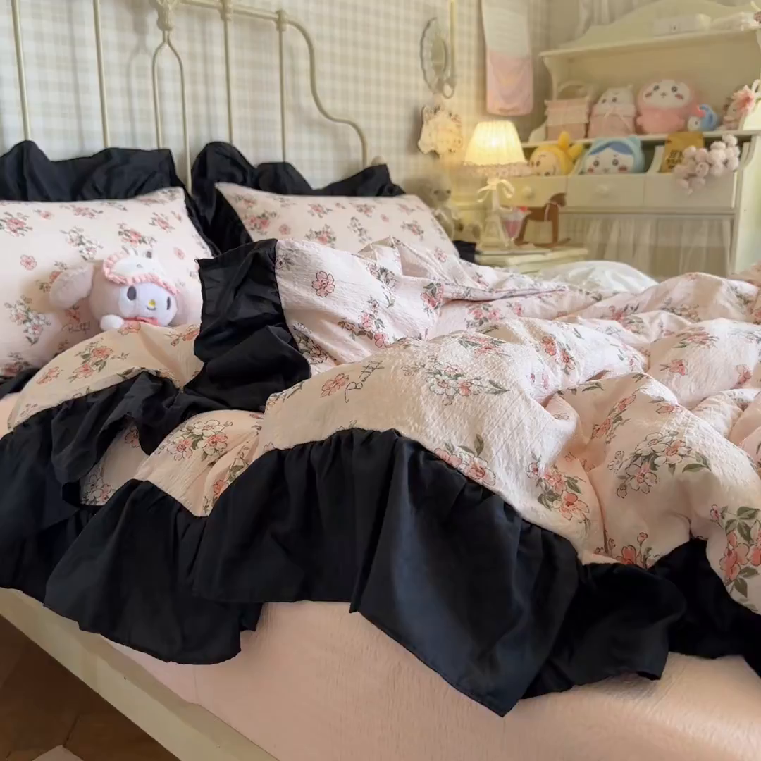 91家纺网 家纺一手货源 找家纺 优卡迪家纺馆 2026新款皱皱棉双层纱黑花边四件套下载文件包含买家秀 阳光花园