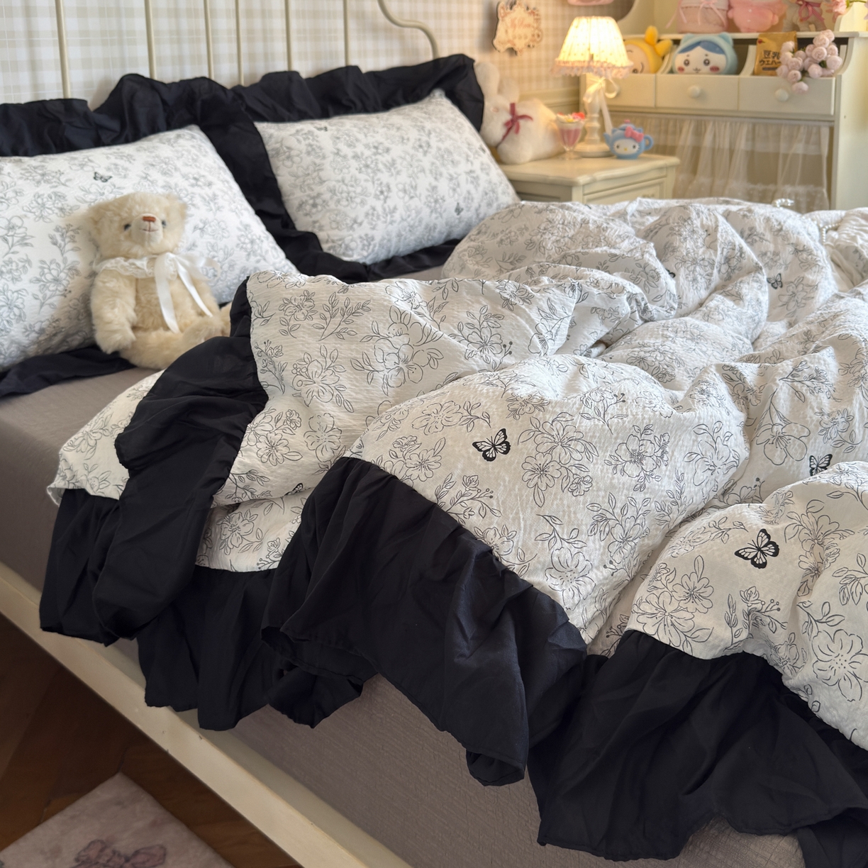 91家纺网 家纺一手货源 找家纺 优卡迪家纺馆 2026新款皱皱棉双层纱黑花边四件套下载文件包含买家秀 雨蝶