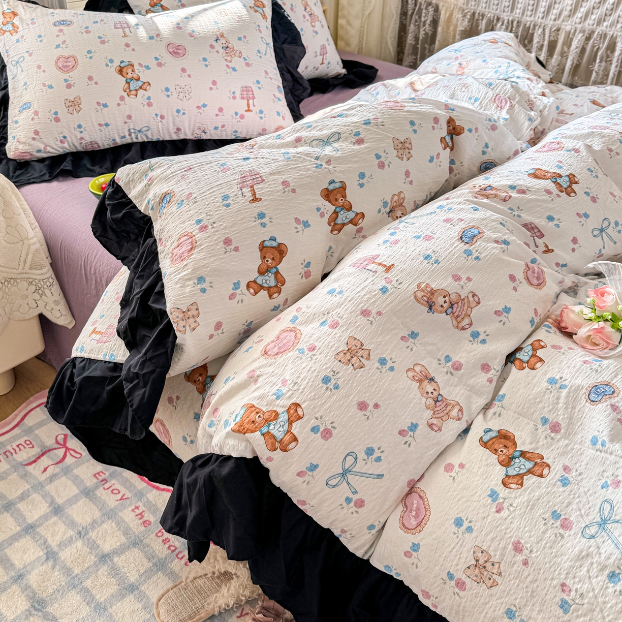 91家纺网 家纺一手货源 找家纺 优卡迪家纺馆 2026新款皱皱棉双层纱黑花边四件套下载文件包含买家秀 紫韵流光